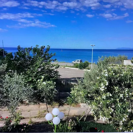 Casa vacanze Azzurra Fronte Mare *